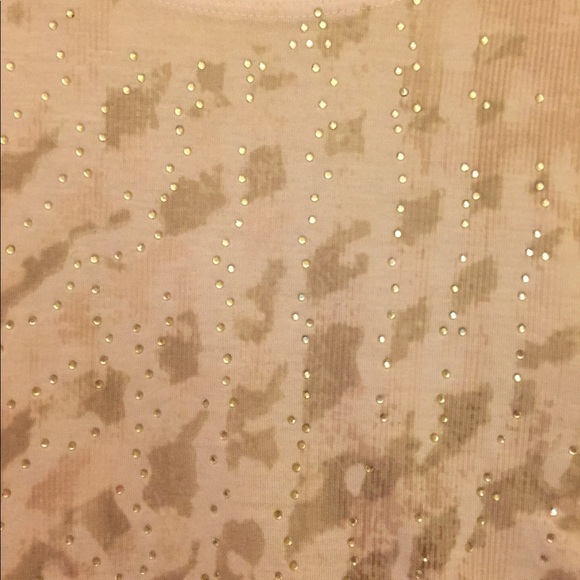 Mauve Chico’s cougar print blouse - Picture 4 of 4